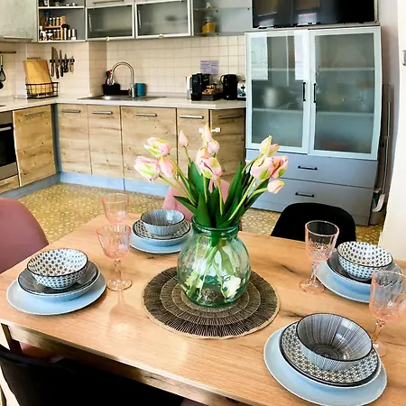 Two Bedroom -welcome To Burgas- Location, Station, Main Walking Street, Sea Garden, Near The Burgas City