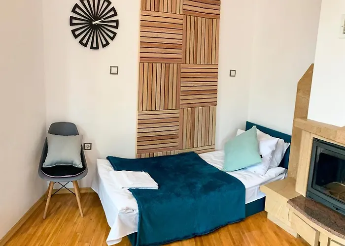 Apartament Two Bedroom - Alexandrovska - Location - Bus, Train And Marine Stations, Next To Sea Garden And