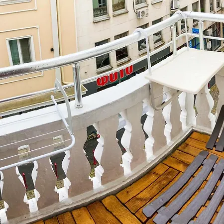 Apartament Two Bedroom - Alexandrovska - Location - Bus, Train And Marine Stations, Next To Sea Garden And Burgas