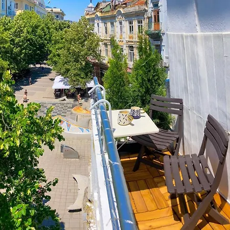 Two Bedroom - Alexandrovska - Location - Bus, Train And Marine Stations, Next To Sea Garden And * Burgas