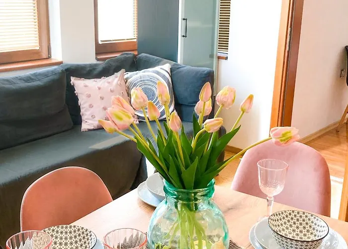 Two Bedroom - Alexandrovska - Location - Bus, Train And Marine Stations, Next To Sea Garden And Апартаменты Бургас